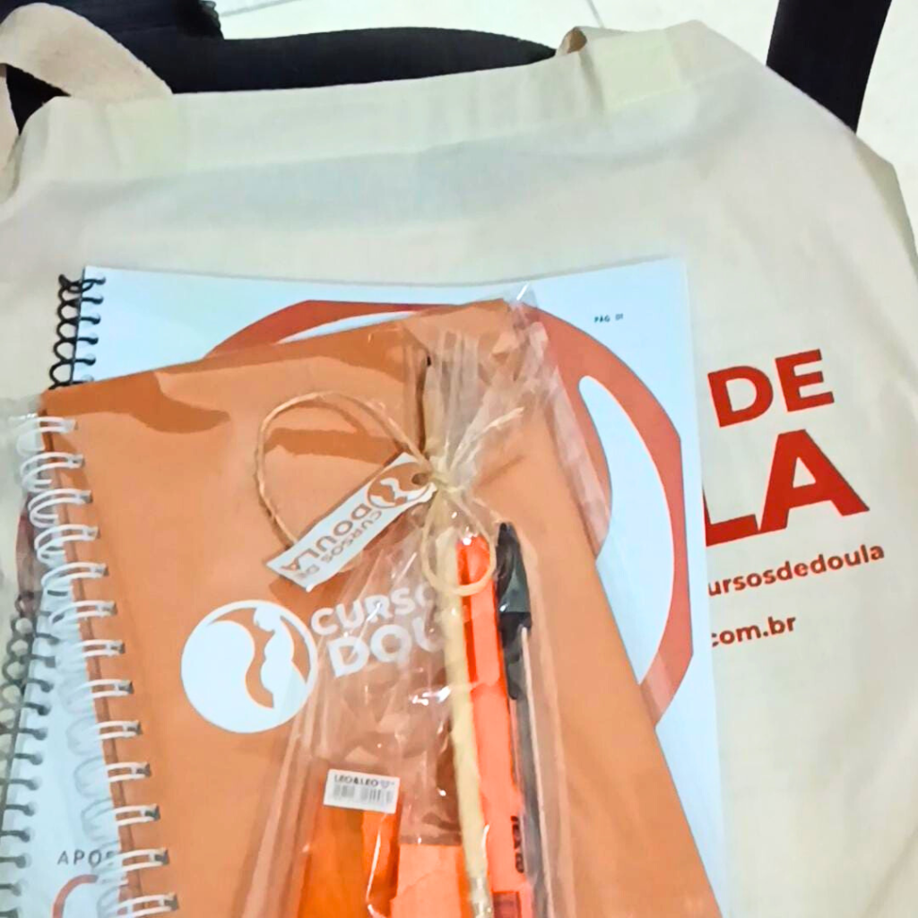 O Curso de Doula oferece material completo